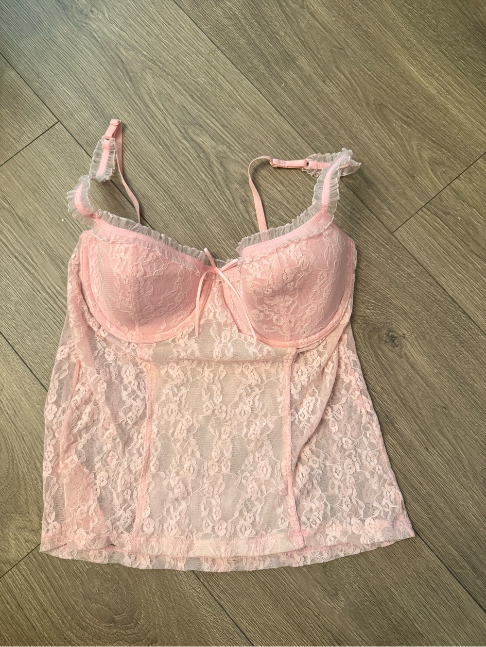 Vintage New Victoria's Secret Pink Lace Underwire Camisole